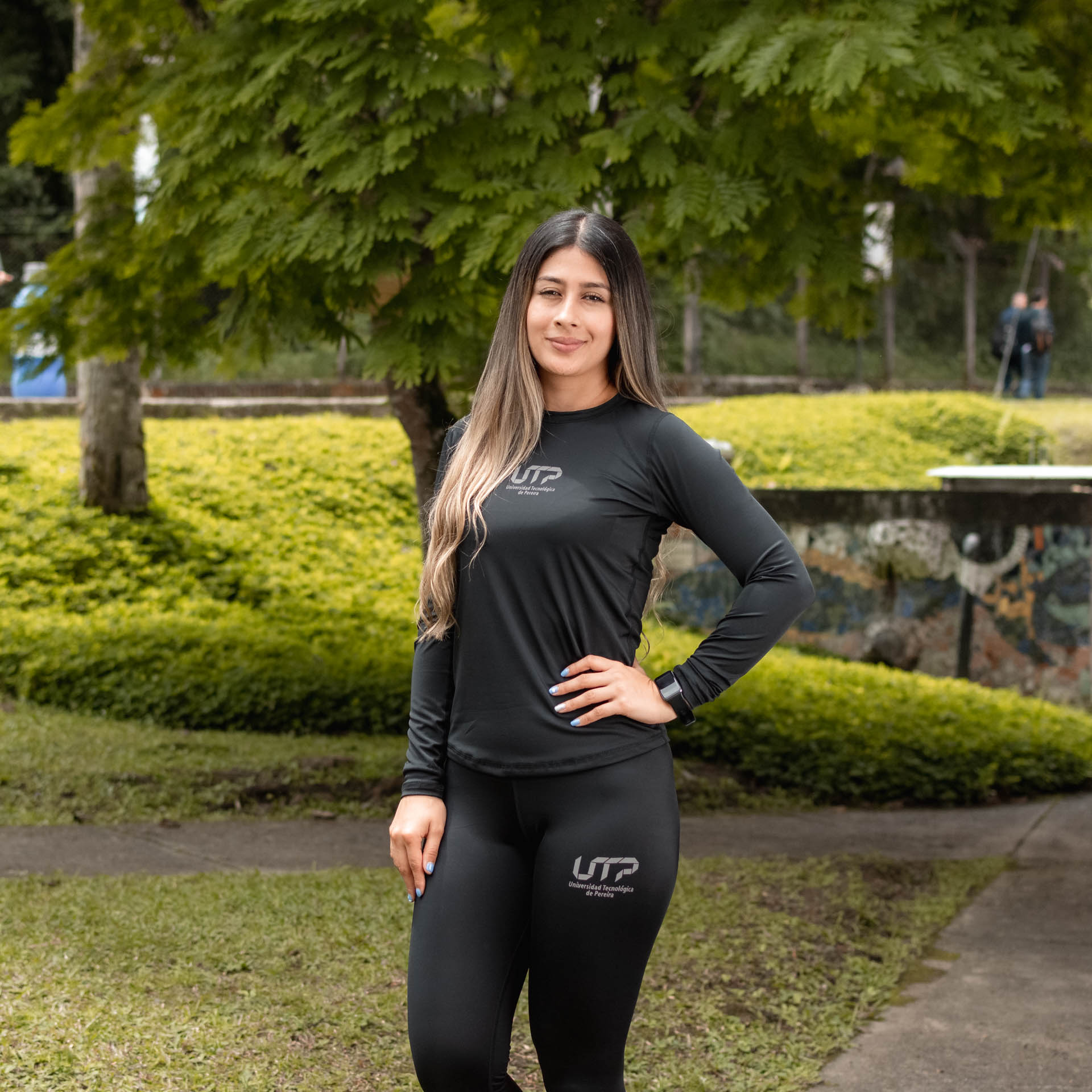 equilibrado observación carga Camiseta natación negra mujer – Tienda UTP