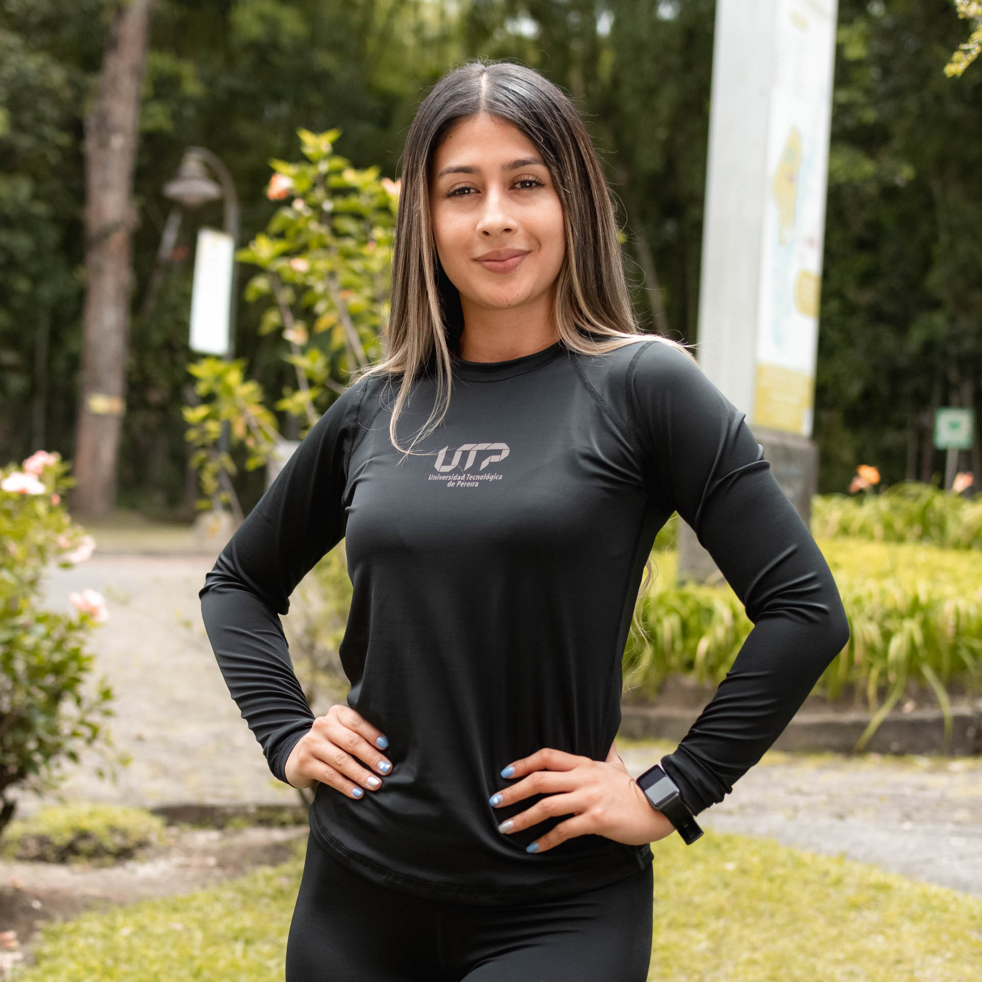 Camiseta natación negra mujer – Tienda UTP